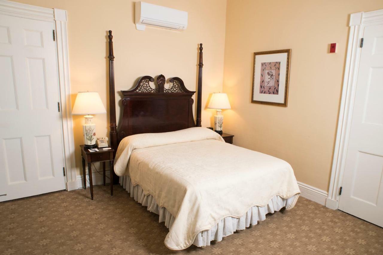 Middlebury Inn Kültér fotó